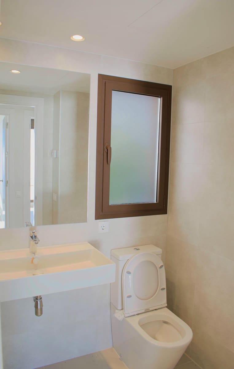 3 bedroom Flat for sale in Rincon de la Victoria with pool - € 690,000 (Ref: 9605321)