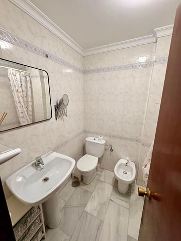 Chalet de 2 habitaciones en Torre del Mar, Vélez-Málaga en venta - 320.000 € (Ref: 9605322)