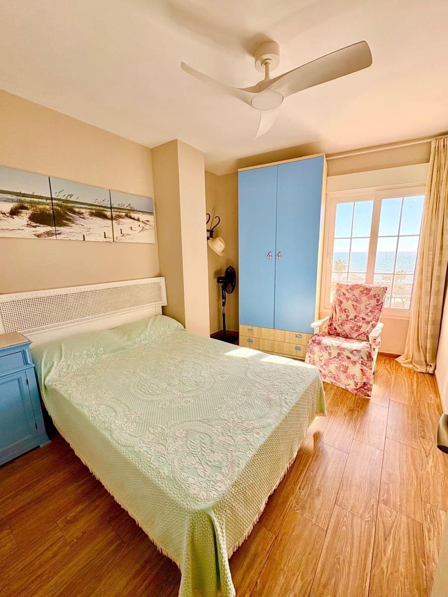 3 sovrum Lägenhet att hyra i Torre del Mar - 900 € (Ref: 9605323)