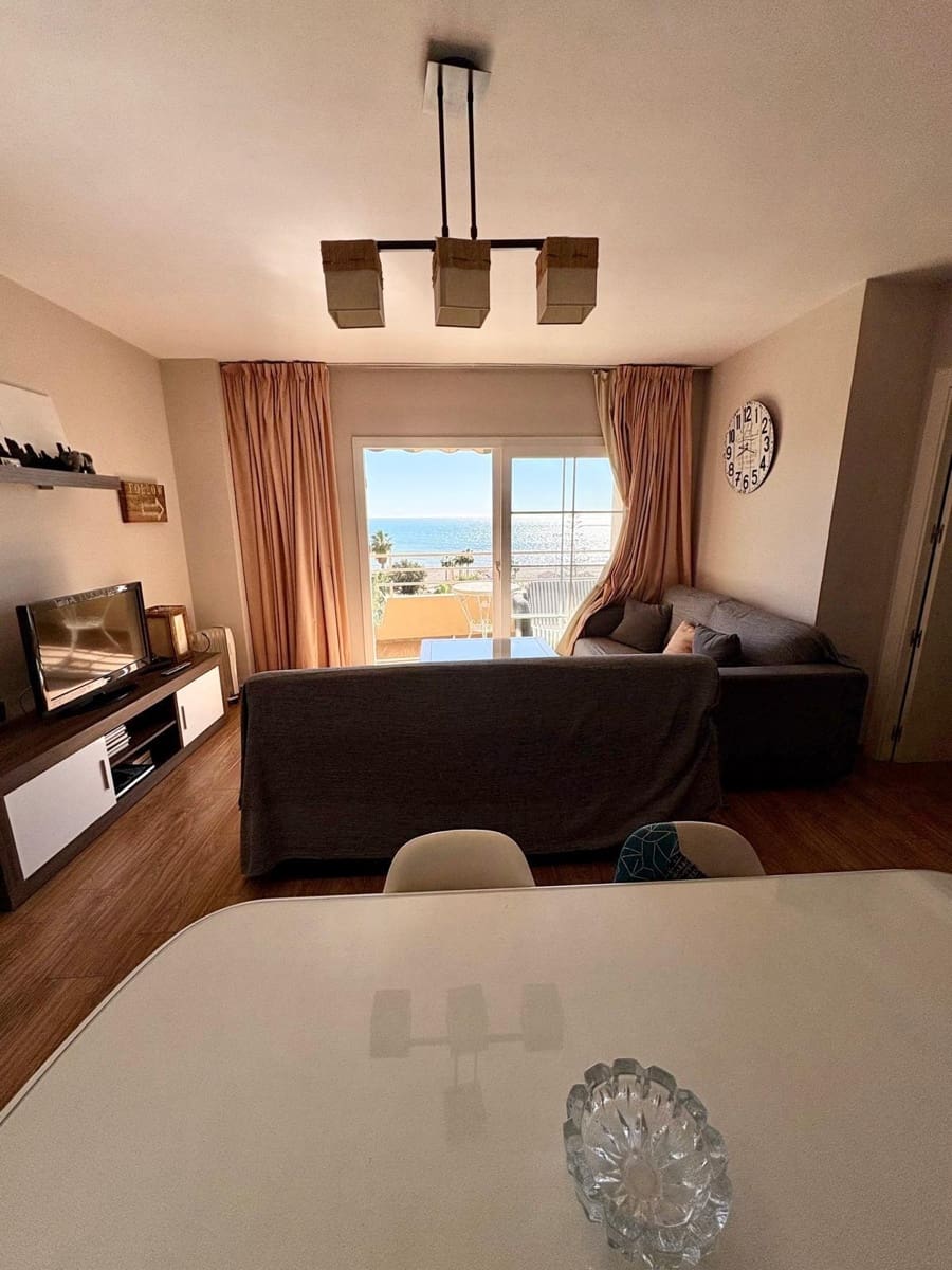 3 sovrum Lägenhet att hyra i Torre del Mar - 900 € (Ref: 9605323)