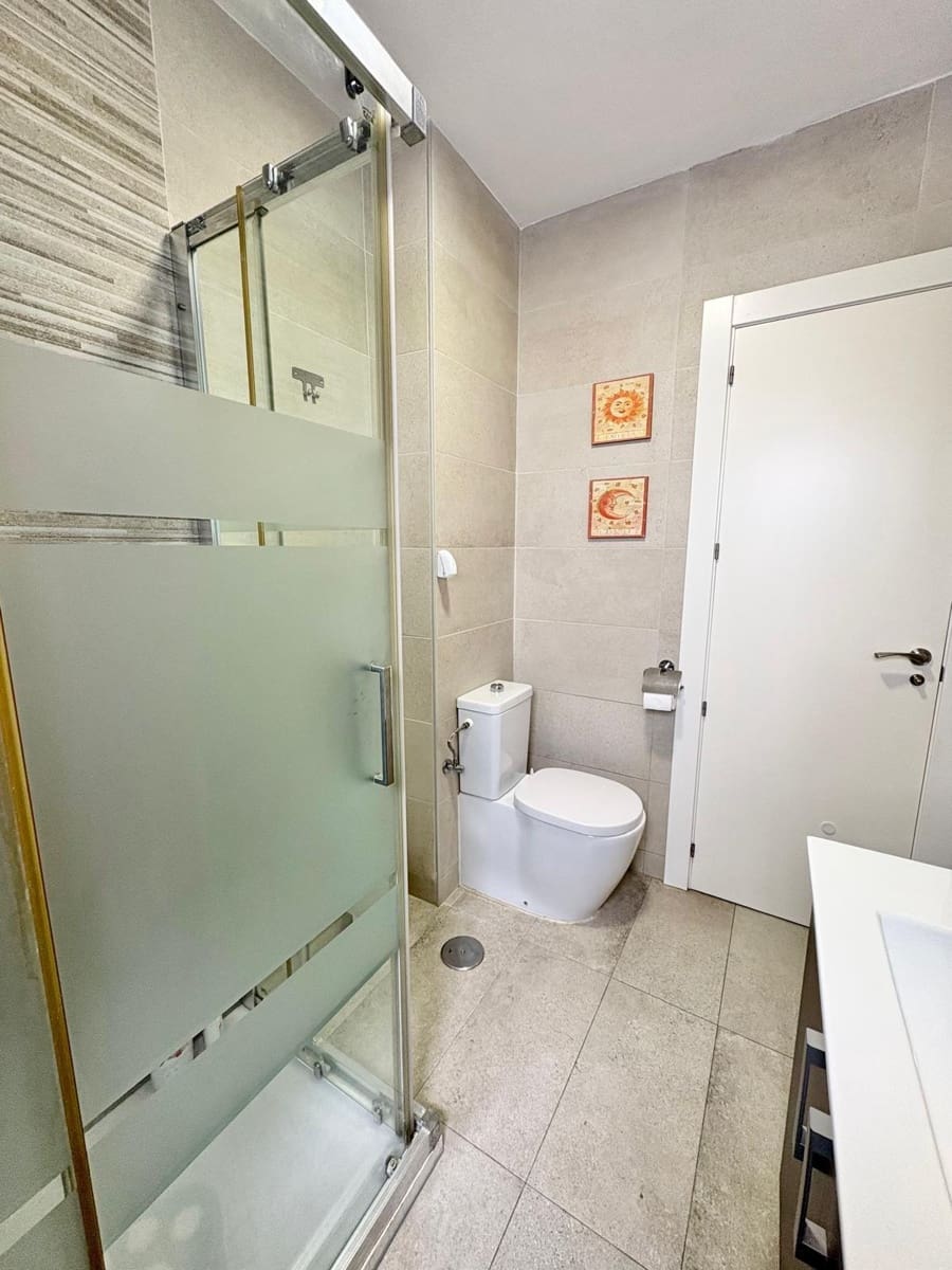 3 sovrum Lägenhet att hyra i Torre del Mar - 900 € (Ref: 9605323)