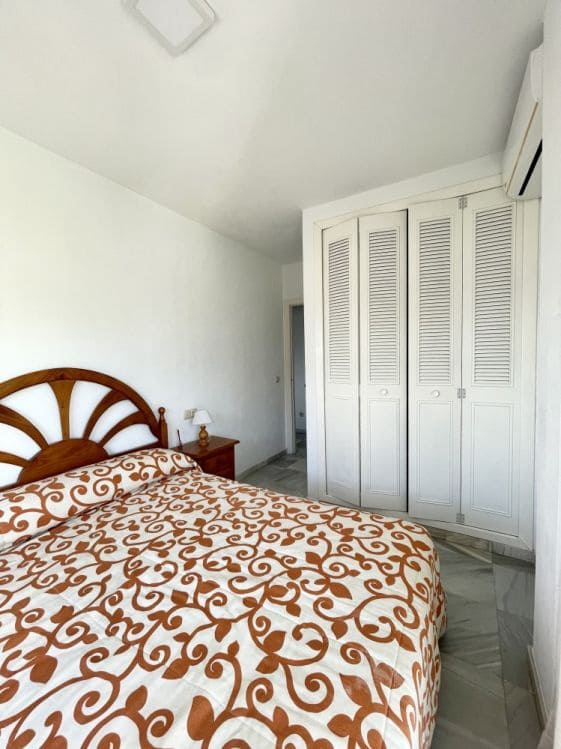 2 soverom Leilighet til leie i El Penoncillo - € 1 100 (Ref: 9605324)