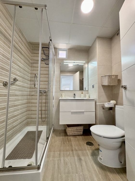 2 sovrum Lägenhet att hyra i Torre del Mar - 1 100 € (Ref: 9605325)