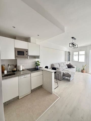 Apartamento de 1 habitación en Rincón de la Victoria en alquiler con piscina - 1.000 € (Ref: 9605329)