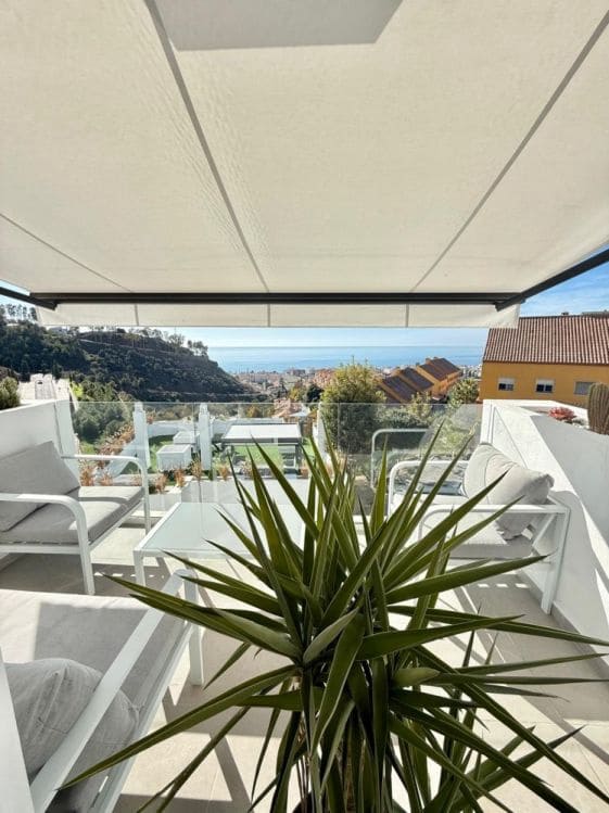 1 sypialnia Apartament do wynajęcia w Rincon de la Victoria z basenem - 1 100 € (Ref: 9605329)