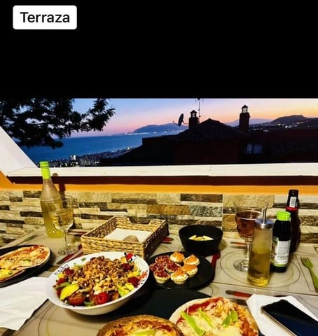 Apartamento de 2 habitaciones en Rincón de la Victoria en alquiler - 1.150 € (Ref: 9605332)