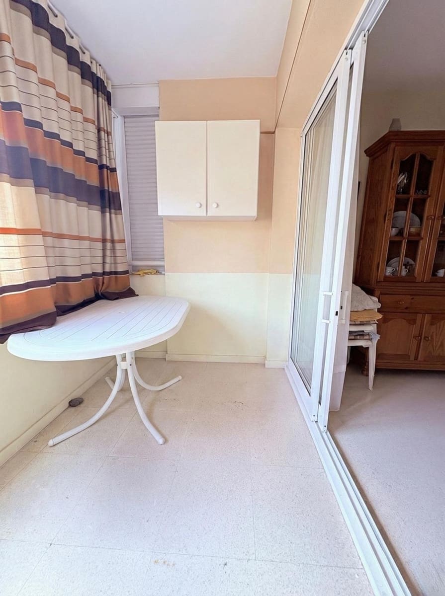 Piso de 3 habitaciones en Torre del Mar en venta - 330.000 € (Ref: 9605333)