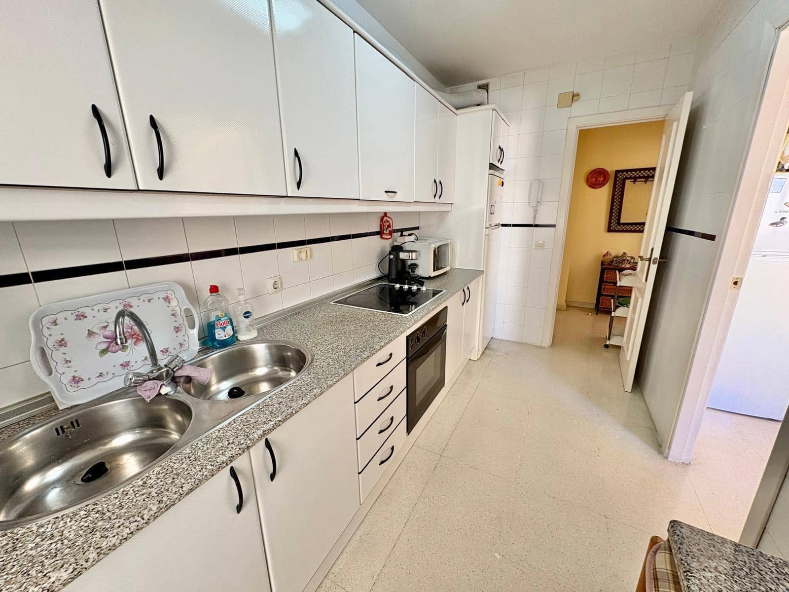 3 soveværelse Lejlighed til salg i Torre del Mar med swimmingpool garage - € 310.000 (Ref: 9605333)