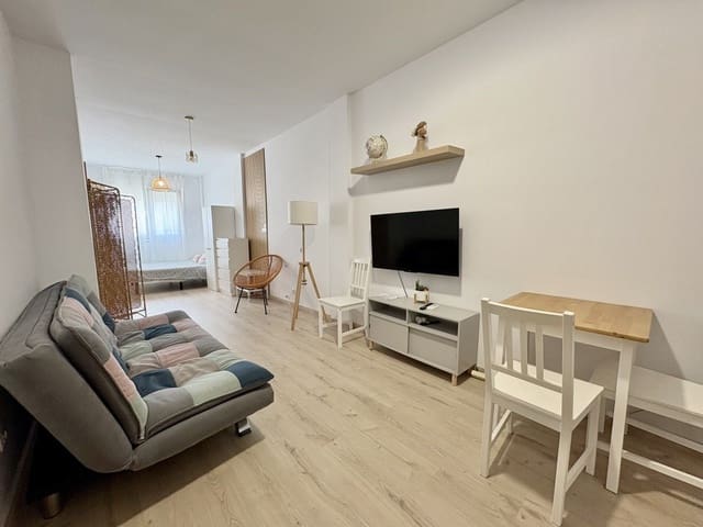 Chalet de 5 habitaciones en Caleta de Vélez, Vélez-Málaga en venta - 730.000 € (Ref: 9605334)