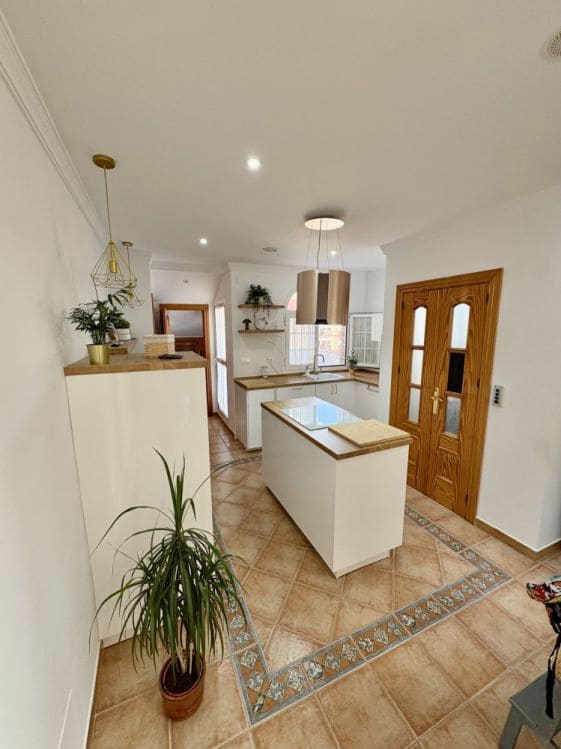 Chalet de 5 habitaciones en Caleta de Vélez en venta - 730.000 € (Ref: 9605334)