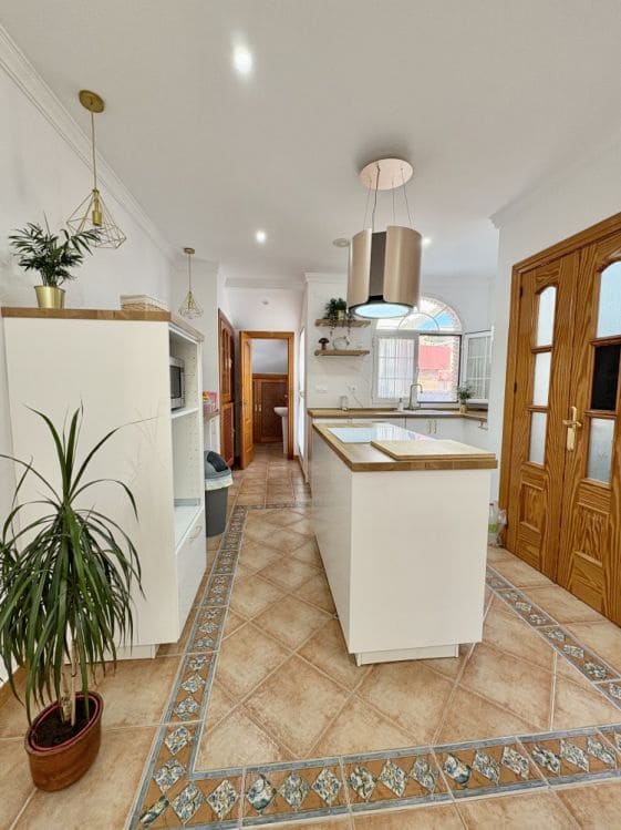 Chalet de 5 habitaciones en Caleta de Vélez en venta - 730.000 € (Ref: 9605334)