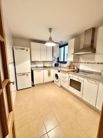 2 bedroom Apartment for sale in Torre del Mar, Vélez-Málaga - € 265,000 (Ref: 9605335)