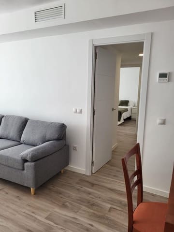 3 sovrum Lägenhet att hyra i Málaga stad - 1 500 € (Ref: 9605337)