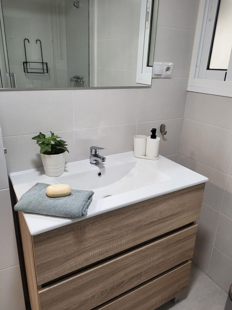 3 sovrum Lägenhet att hyra i Malaga stad - 1 500 € (Ref: 9605337)