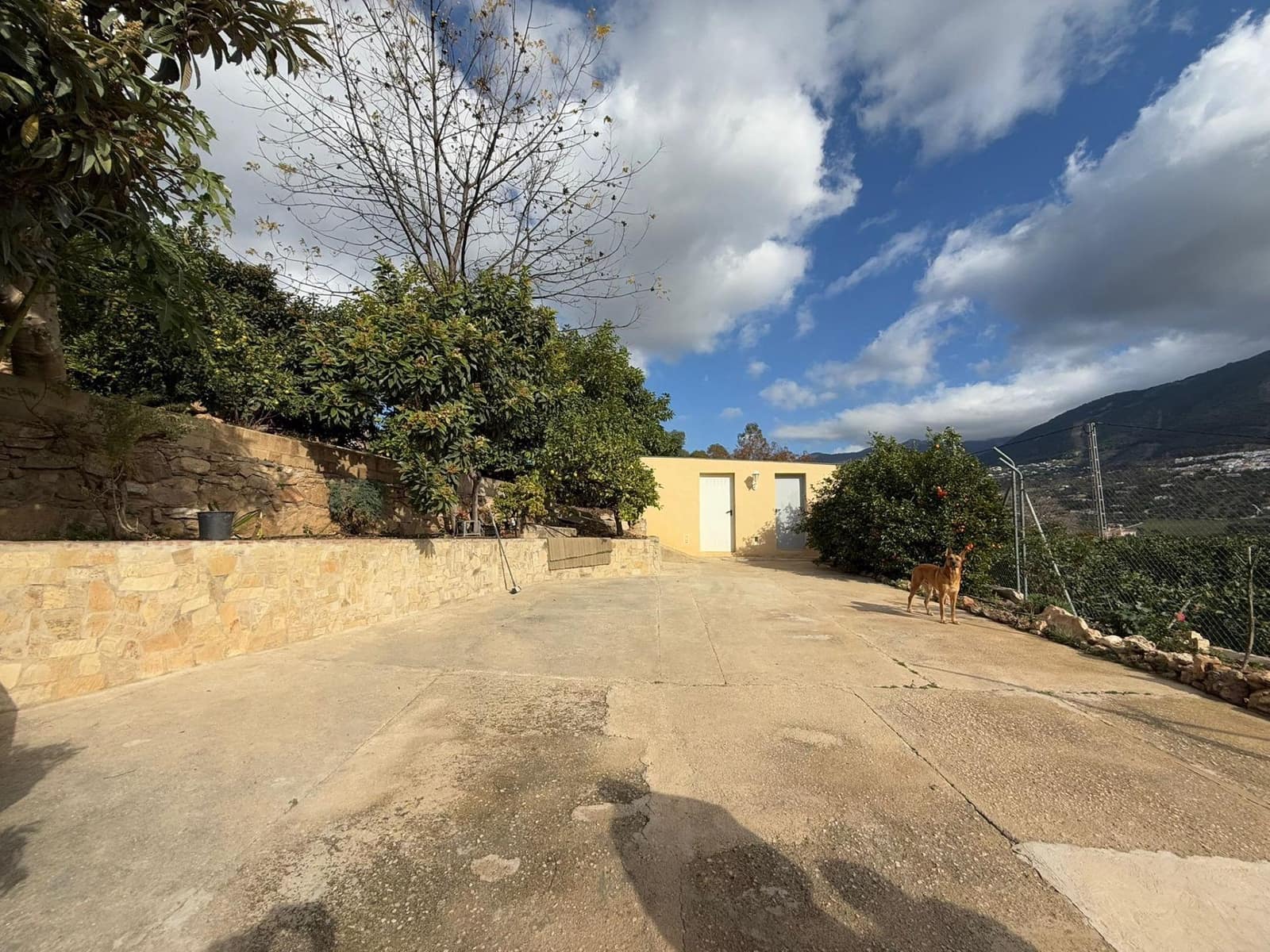 2 bedroom Villa for rent in Venta Baja - € 1,600 (Ref: 9605338)