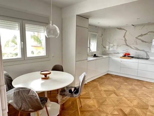 4 soverom Villa til salgs i Almayate, Vélez-Málaga med svømmebasseng garasje - € 750 000 (Ref: 9605339)