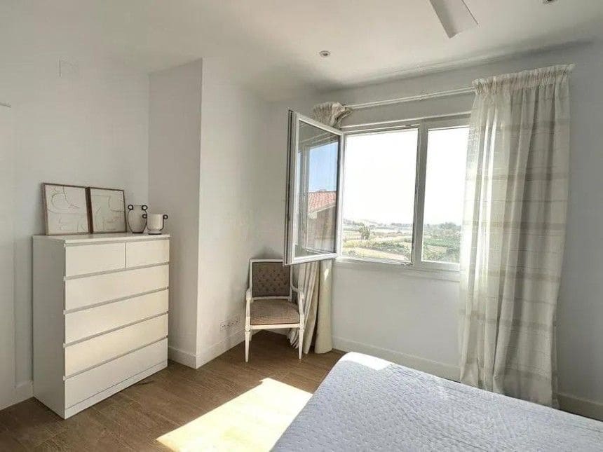 4 soverom Villa til salgs i Almayate med svømmebasseng garasje - € 750 000 (Ref: 9605339)