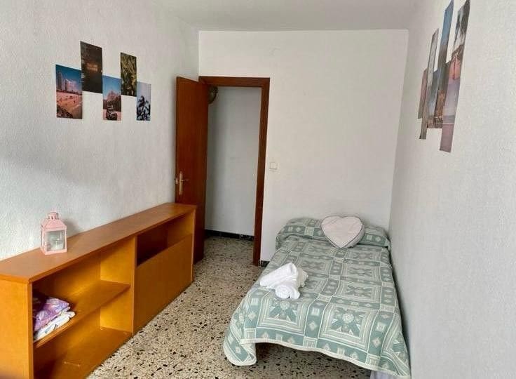 Chalet de 4 habitaciones en Torre del Mar en venta - 295.000 € (Ref: 9605340)