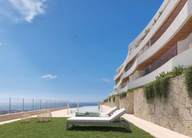 Apartamento de 2 habitaciones en Rincón de la Victoria en venta con piscina - 351.000 € (Ref: 9605342)