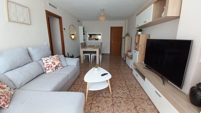 Apartamento de 3 habitaciones en Rincón de la Victoria en alquiler con piscina - 1.250 € (Ref: 9605343)