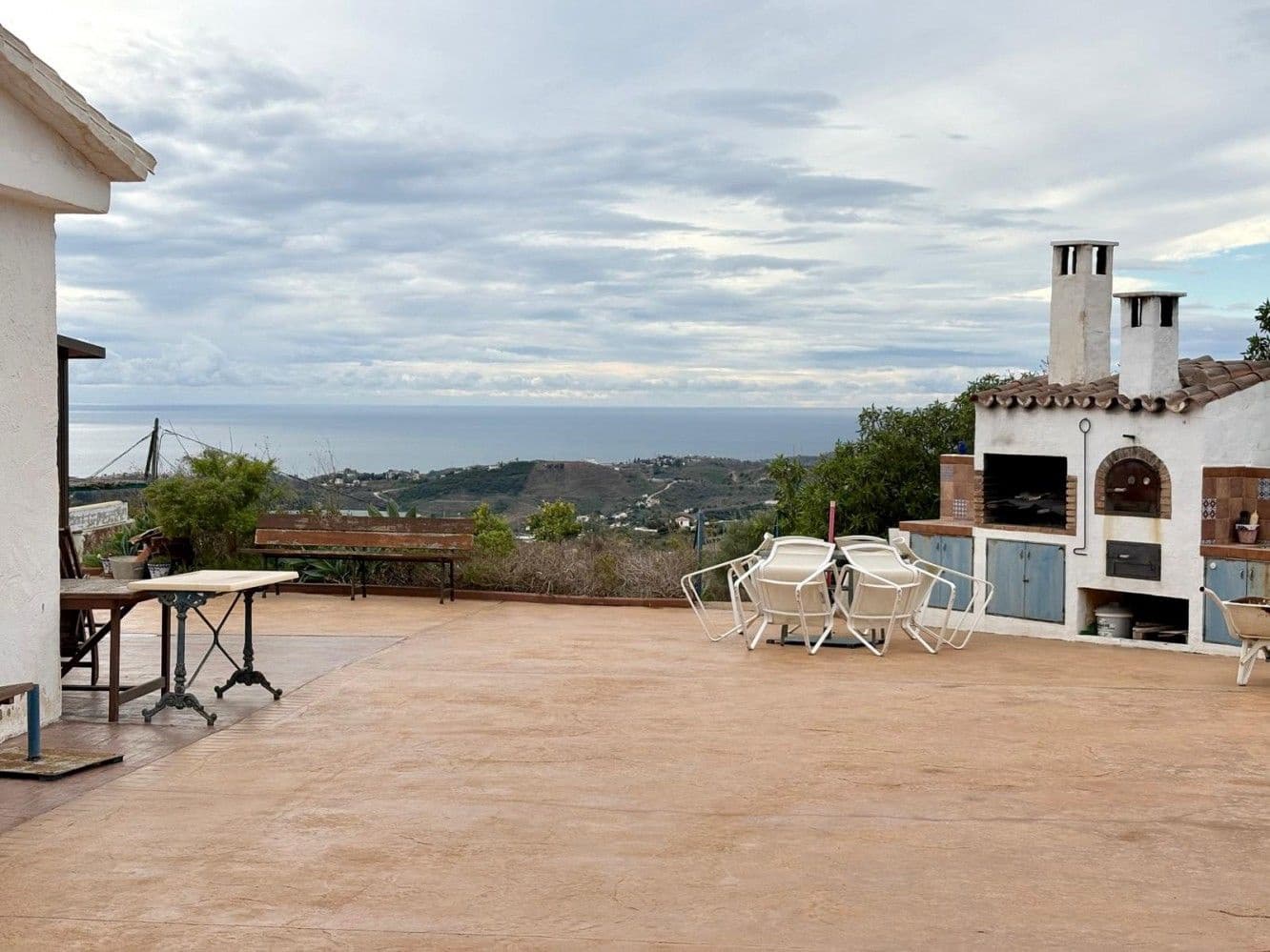 4 soverom Finca/Herregård til salgs i Almayate med svømmebasseng - € 460 000 (Ref: 9605344)