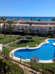 4 soveværelse Villa til salg i Rincon de la Victoria med swimmingpool - € 525.000 (Ref: 9605345)