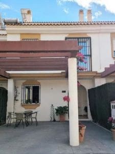 4 soveværelse Villa til salg i Rincon de la Victoria med swimmingpool - € 525.000 (Ref: 9605345)