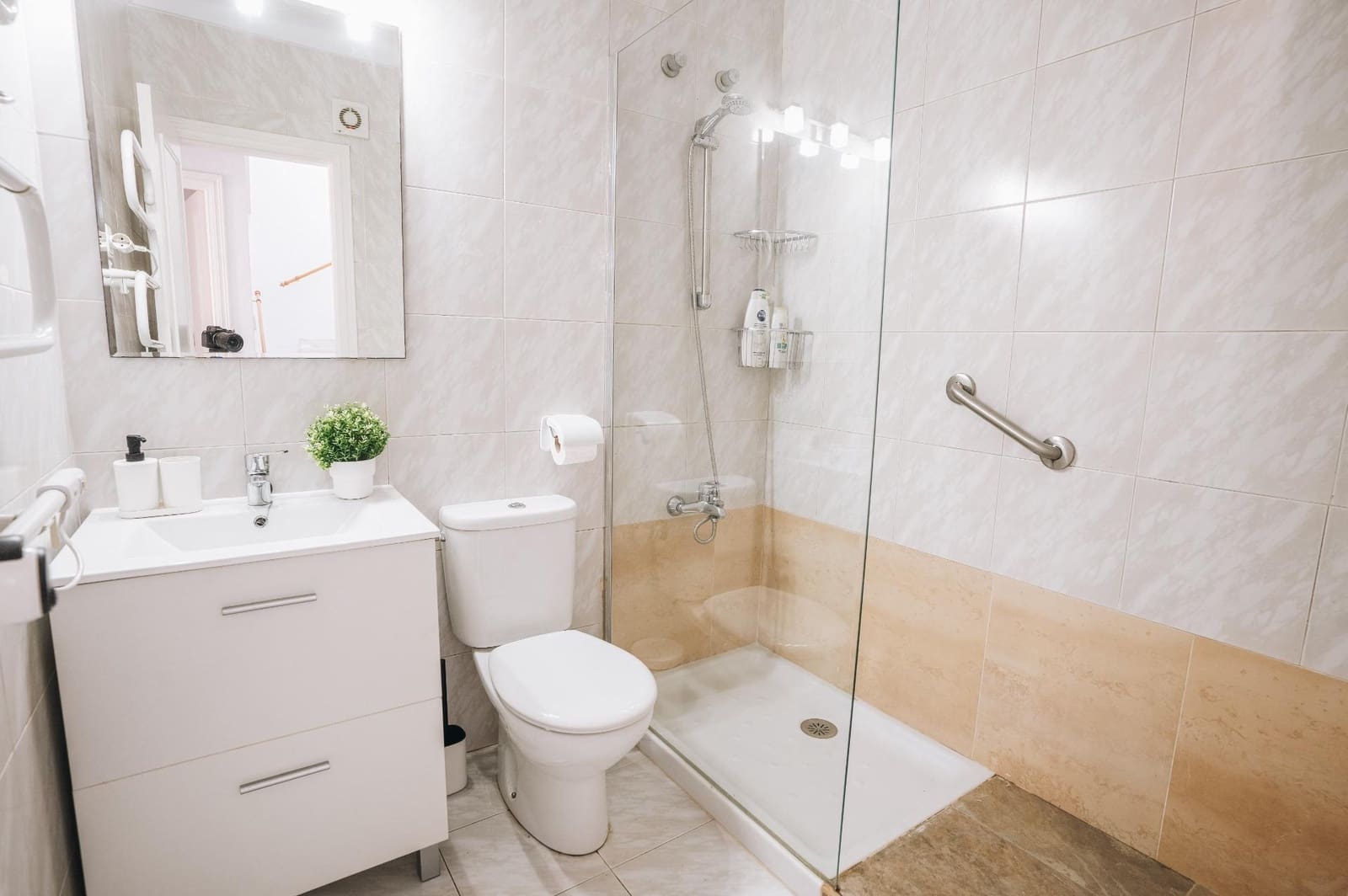 2 camera da letto Villetta a Schiera da affittare in Benajarafe - 1.400 € (Rif: 9605346)