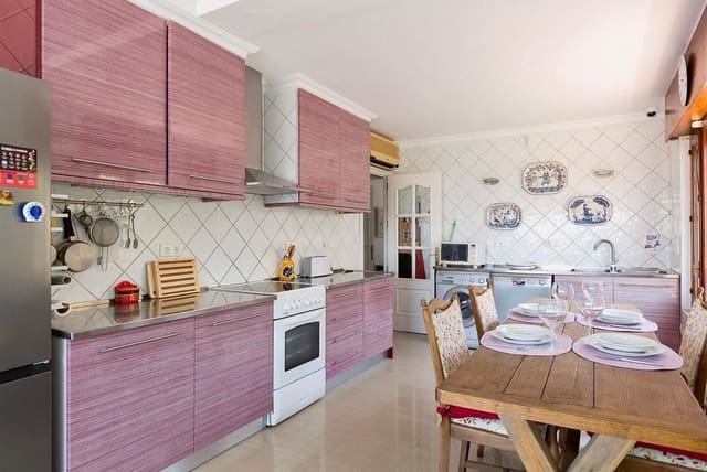 1 soveværelse Rækkehus til leje i Caleta de Vélez, Vélez-Málaga med swimmingpool - € 1.300 (Ref: 9605348)