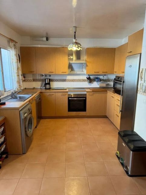 3 soveværelse Villa til salg i Rincon de la Victoria med swimmingpool - € 460.000 (Ref: 9605350)