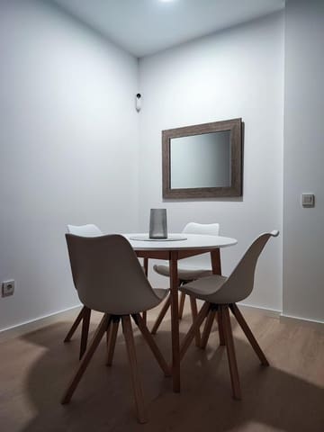 1 soveværelse Villa til leje i Torre de Benagalbon, Rincón de la Victoria - € 850 (Ref: 9605351)