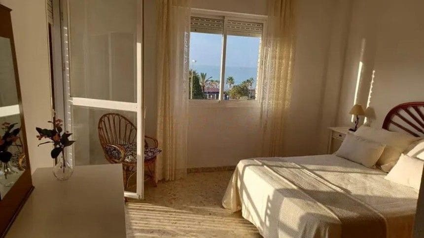2 sovrum Lägenhet att hyra i Torre del Mar - 950 € (Ref: 9605353)