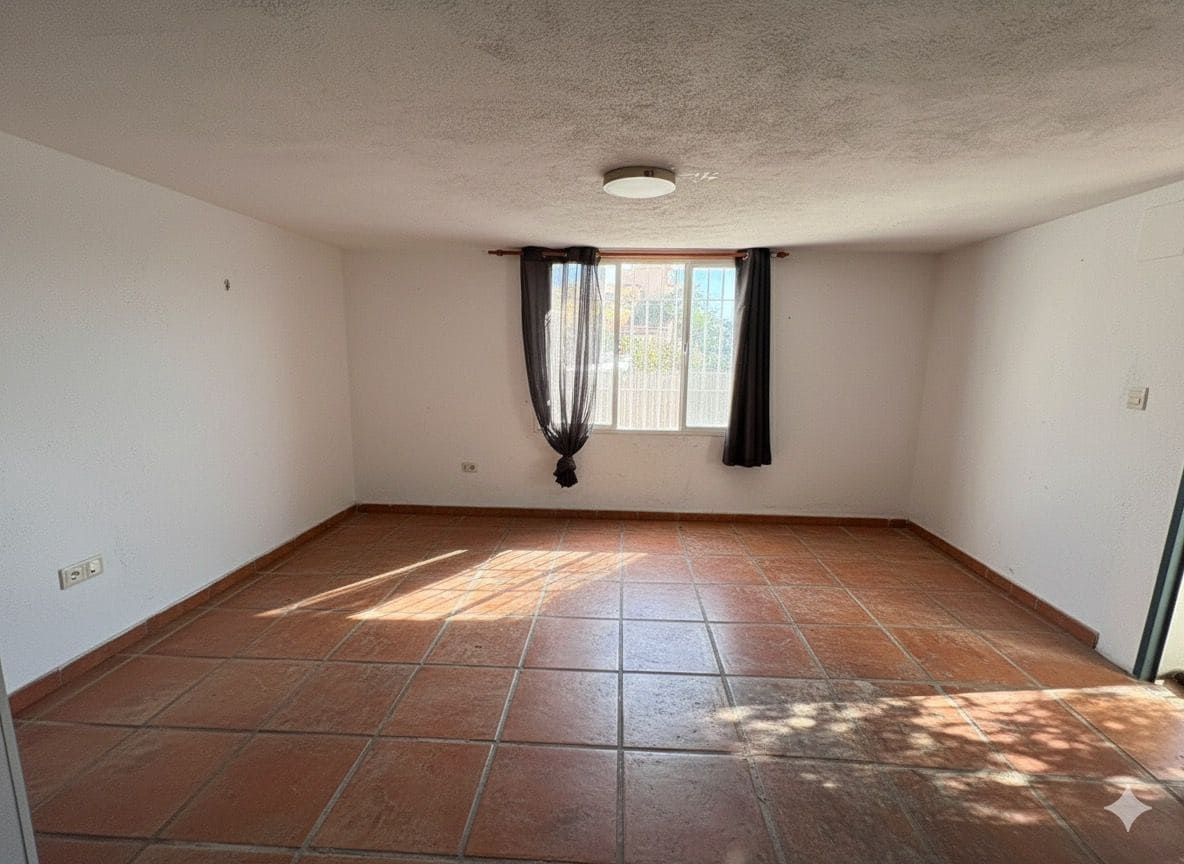 4 soveværelse Villa til salg i Rincon de la Victoria med swimmingpool - € 950.000 (Ref: 9605354)