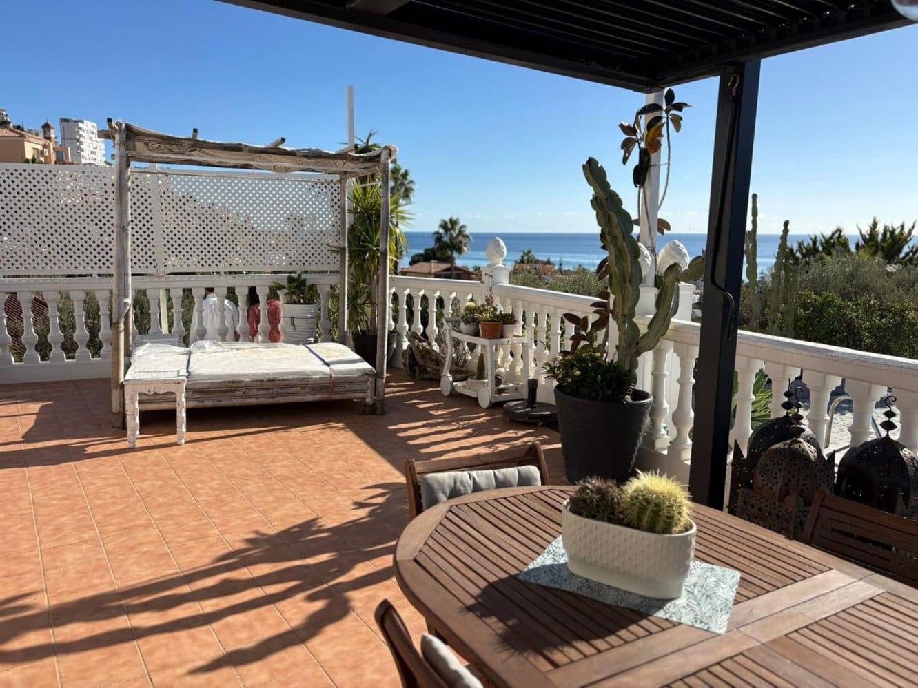 4 soverom Villa til salgs i Rincon de la Victoria med svømmebasseng garasje - € 895 000 (Ref: 9605354)