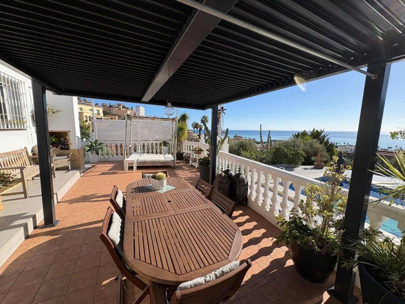 4 soverom Villa til salgs i Rincon de la Victoria med svømmebasseng garasje - € 895 000 (Ref: 9605354)