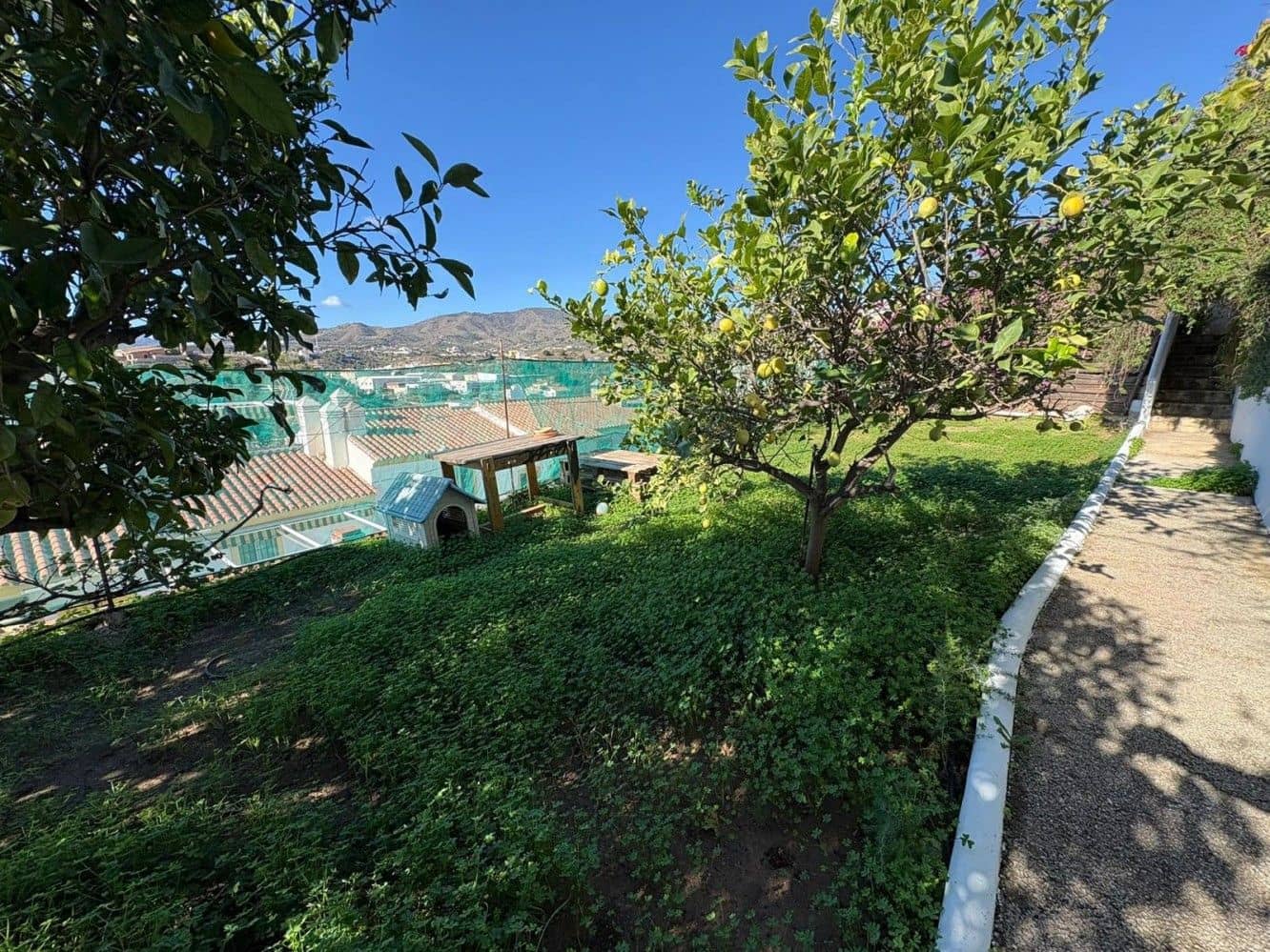 4 soverom Villa til salgs i Rincon de la Victoria med svømmebasseng garasje - € 895 000 (Ref: 9605354)