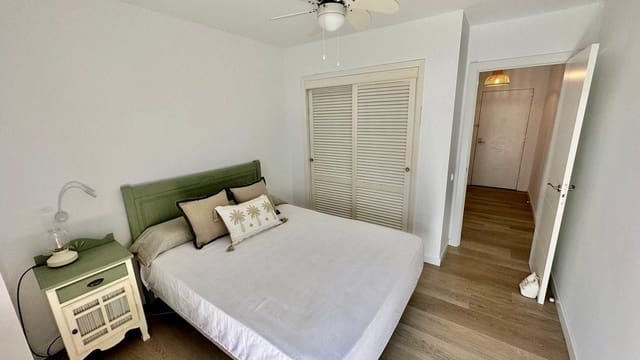 2 sovrum Lägenhet att hyra i Urbanización Santa Rosa, Torrox med pool - 1 300 € (Ref: 9605356)