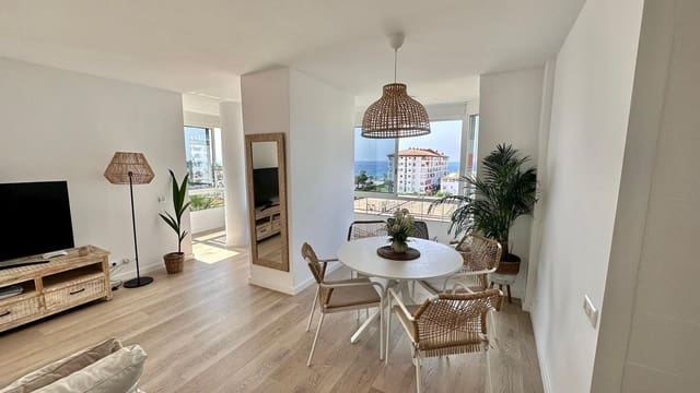 2 sovrum Lägenhet att hyra i Urbanización Santa Rosa, Torrox med pool - 1 300 € (Ref: 9605356)