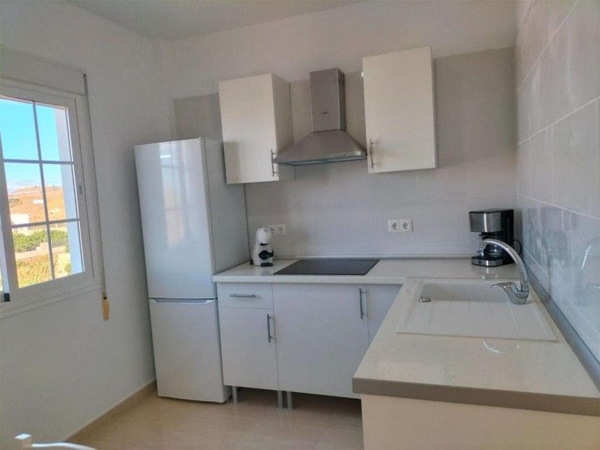 2 soverom Penthouse til leie i Torrox-Costa - € 900 (Ref: 9605357)