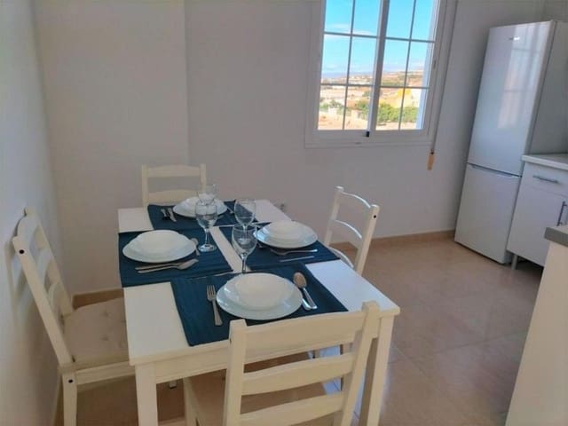 2 soverom Penthouse til leie i Urbanización Santa Rosa, Torrox - € 900 (Ref: 9605357)