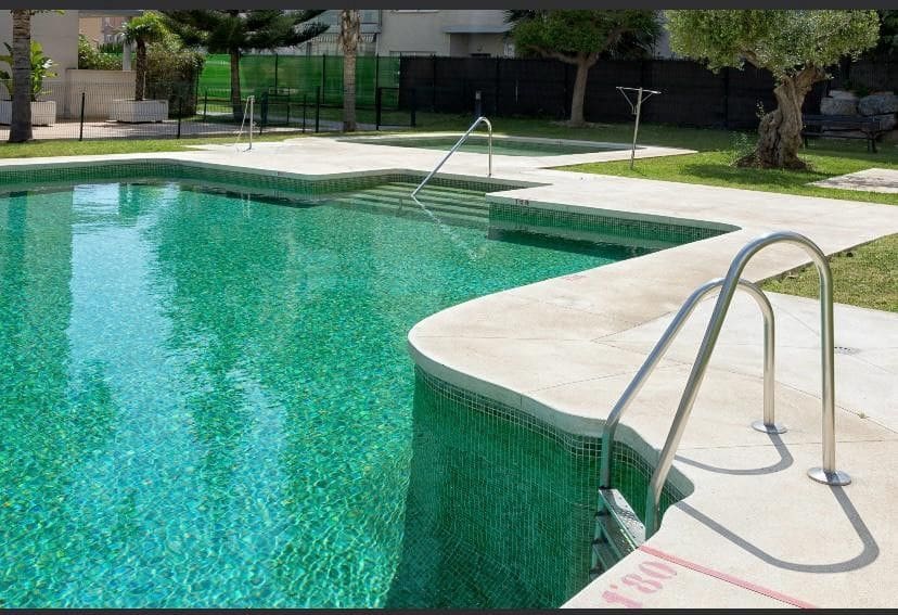 3 sypialnia Apartament do wynajęcia w Rincon de la Victoria z basenem - 1 300 € (Ref: 9605360)