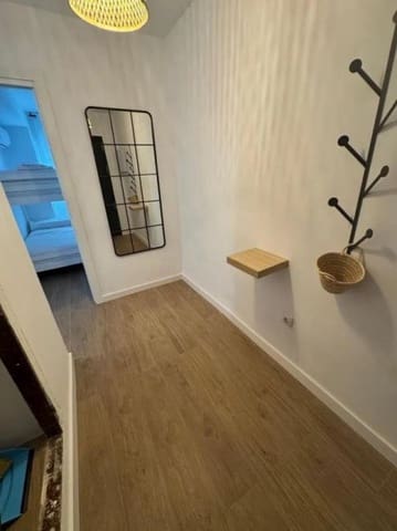 2 quarto Apartamento para arrendar em Torre del Mar, Vélez-Málaga com piscina - 950 € (Ref: 9605364)