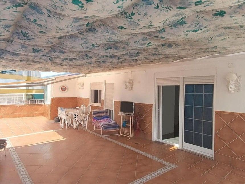 3 soverom Leilighet til salgs i Torre del Mar med svømmebasseng - € 360 000 (Ref: 9605365)