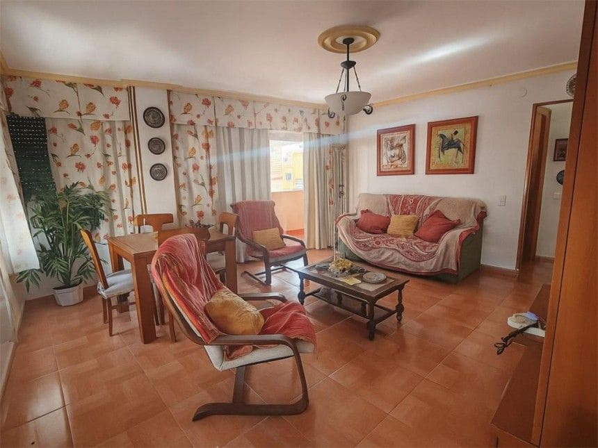 3 soverom Leilighet til salgs i Torre del Mar med svømmebasseng - € 360 000 (Ref: 9605365)