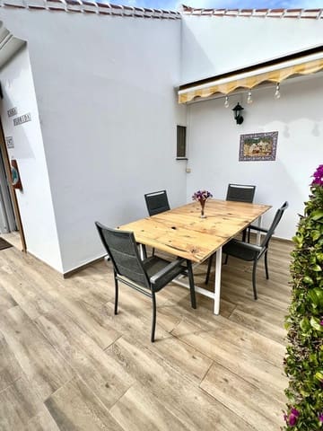 4 quarto Moradia para venda em Caleta de Vélez, Vélez-Málaga com piscina - 669 000 € (Ref: 9619150)