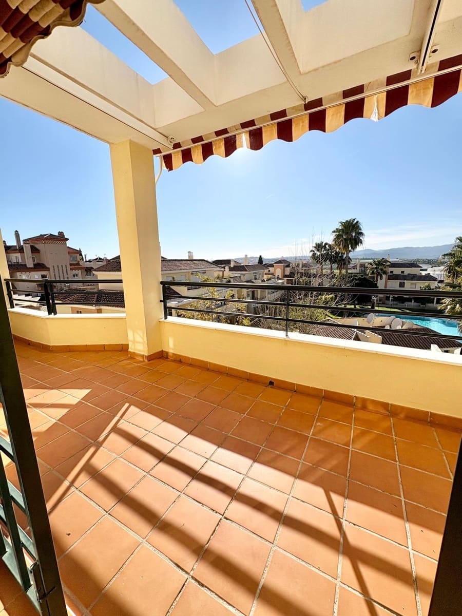 4 soveværelse Lejlighed til salg i Caleta de Velez med swimmingpool - € 370.000 (Ref: 9625938)
