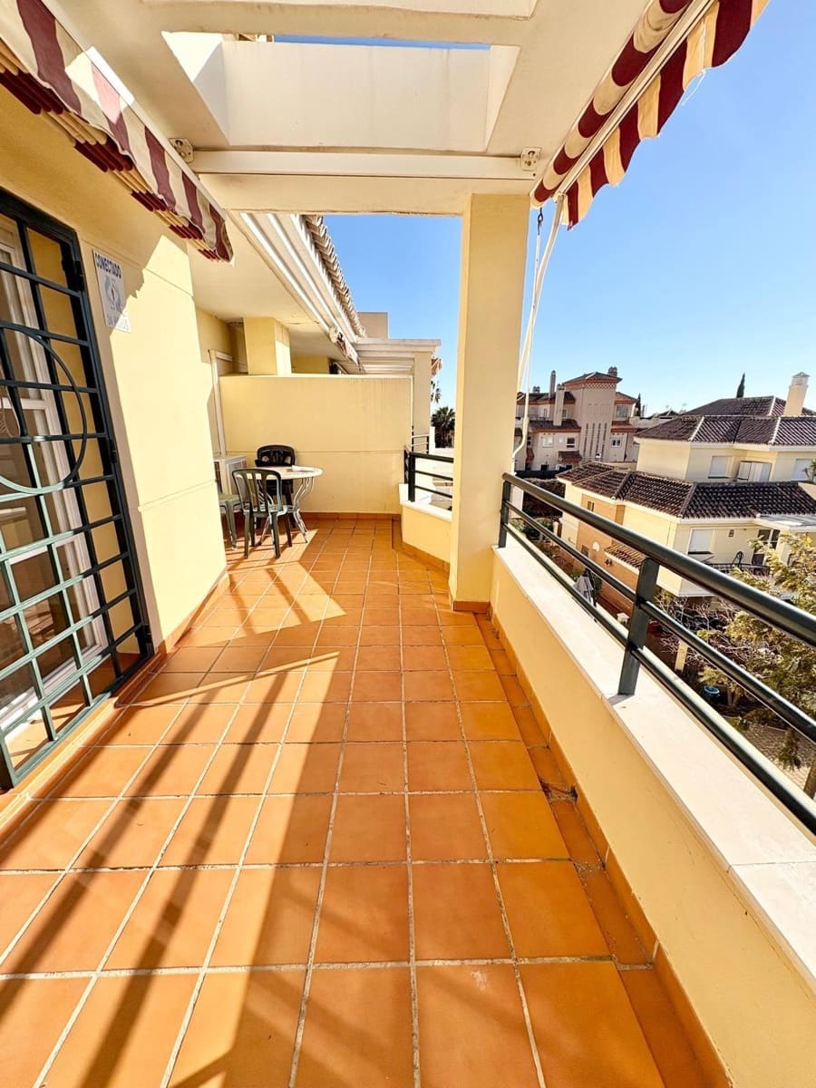 4 soveværelse Lejlighed til salg i Caleta de Velez med swimmingpool - € 370.000 (Ref: 9625938)