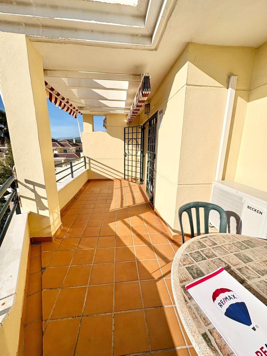 4 soveværelse Lejlighed til salg i Caleta de Velez med swimmingpool - € 370.000 (Ref: 9625938)