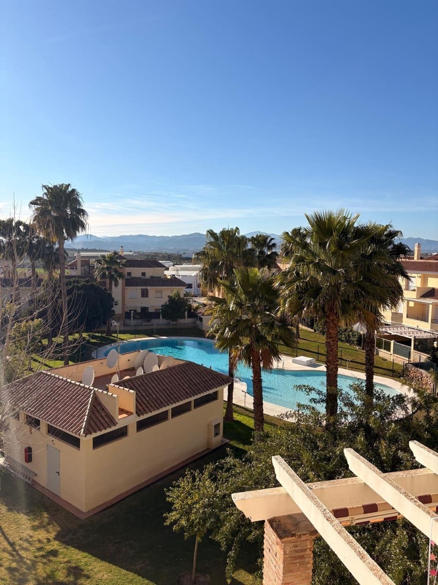 4 soveværelse Lejlighed til salg i Caleta de Velez med swimmingpool - € 370.000 (Ref: 9625938)