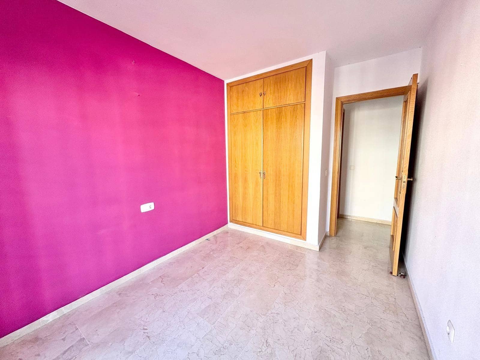 4 soveværelse Lejlighed til salg i Caleta de Velez med swimmingpool - € 370.000 (Ref: 9625938)